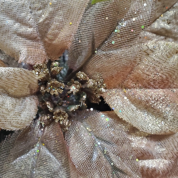 Christmas Tree, Handmade, Christmas Floral! - Picture 4 of 8